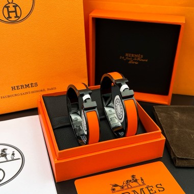 Hermes Clic Matte Bangle-Orange