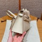 Hermes Kelly Sellier 20 Shoulder Bag in Epsom-Cream white