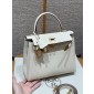 Hermes Kelly 25 / 28  in togo leather-Cream White